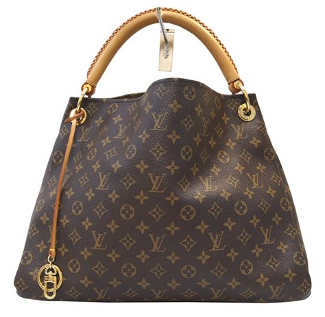 website for Louis Vuitton handbags